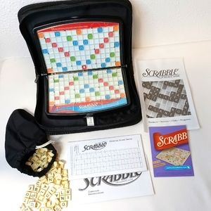 Hasbro 2009 Travel Portable Crossword Scrabble Game